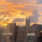 Lovely 1 bedroom apartment in Waterloo